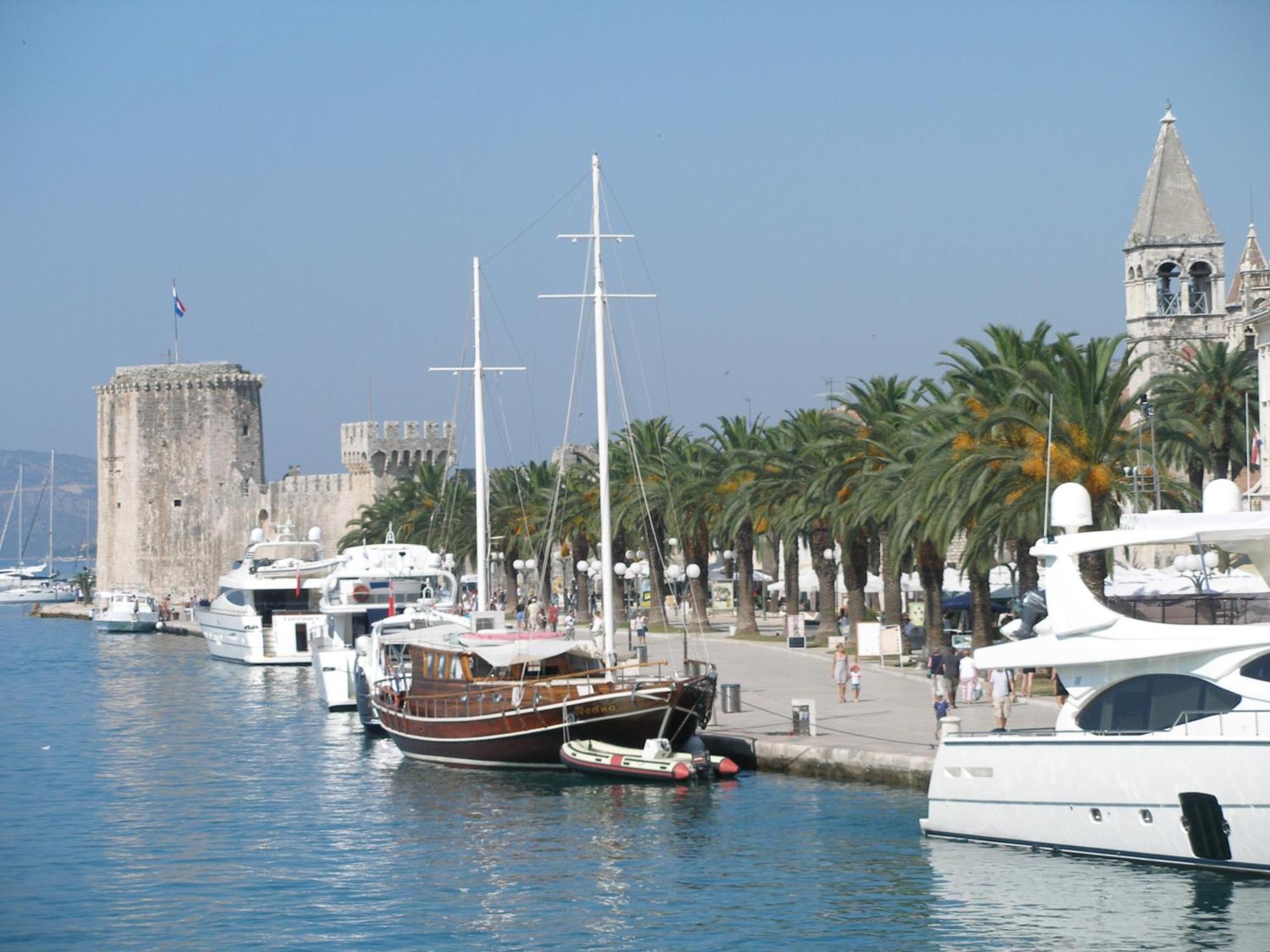 Apartments Madirazza Trogir Exterior foto