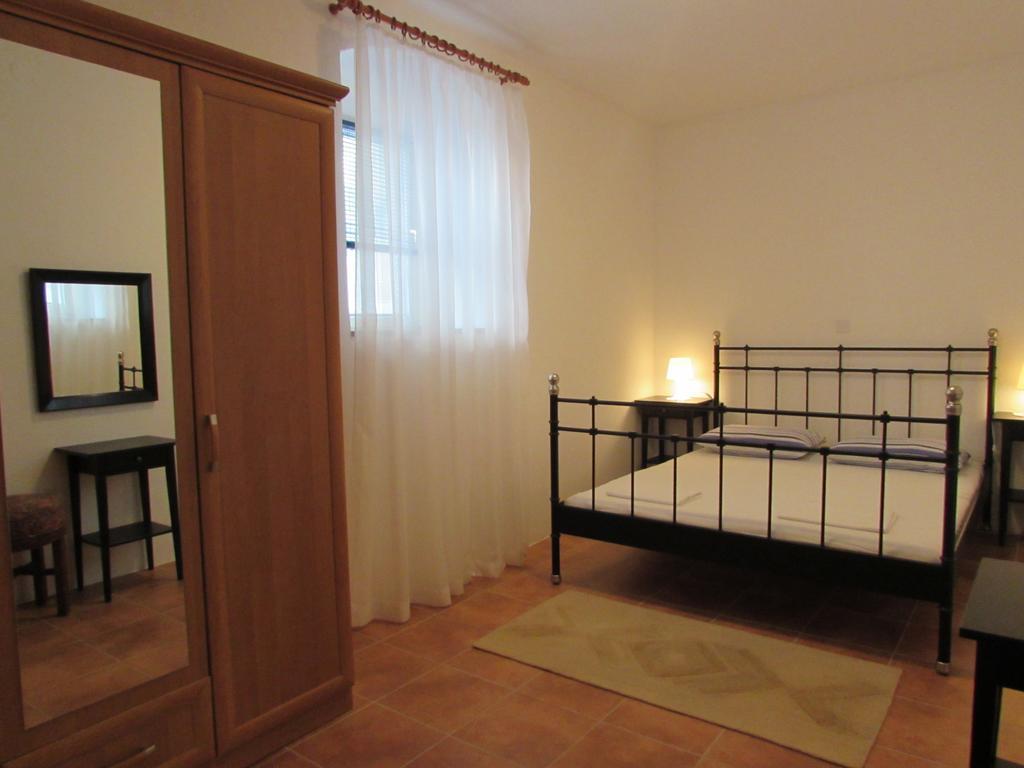 Apartments Madirazza Trogir Exterior foto